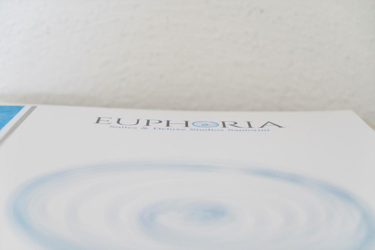 Euphoria Suites & Deluxe Studios Fira  Exterior foto