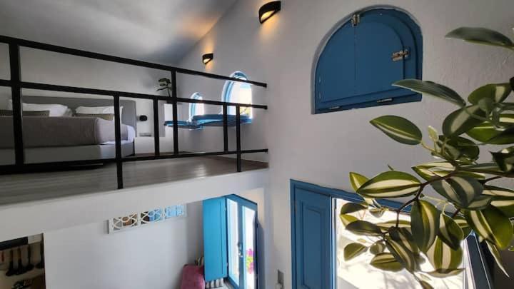 Euphoria Suites & Deluxe Studios Fira  Exterior foto