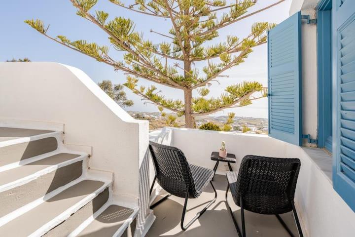 Euphoria Suites & Deluxe Studios Fira  Exterior foto