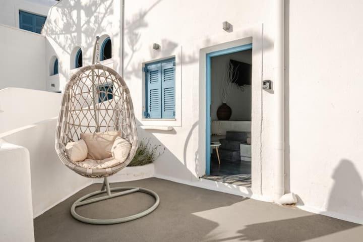 Euphoria Suites & Deluxe Studios Fira  Exterior foto